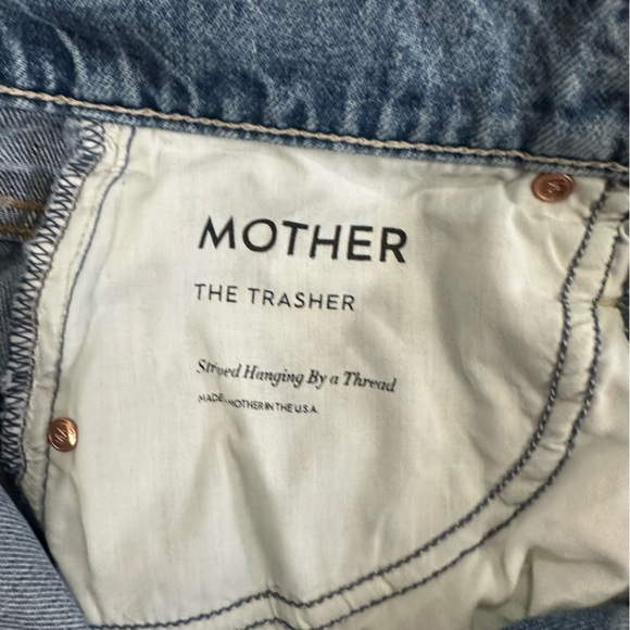 MOTHER Jeans | Mother The Trasher Distressed Baggy Fit Streetwear Ankle Crop - Picture 10 of 14